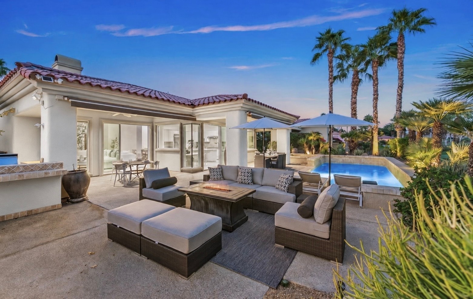 Pool & Spa at Solmirage