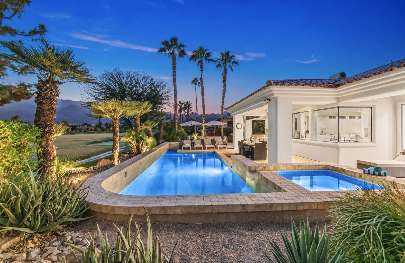 Pool & Spa at Solmirage