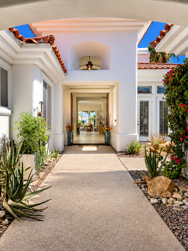 Interior entrance of Solmirage villa